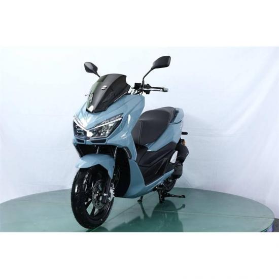 150CC Gas Moped Scooter